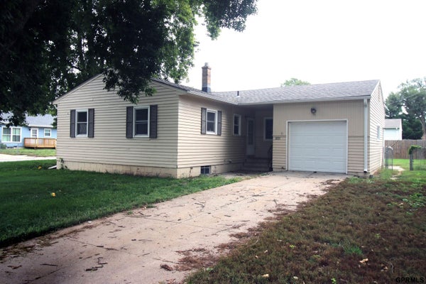 3221 REED DR, BELLEVUE, NE 68005 - Image da17cf52d54ddf2a6c20ecfaa9536f18/3919299341