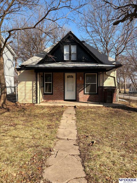 Photo of 5358 Bancroft Avenue, Lincoln, NE 68506 (MLS # 22606127)