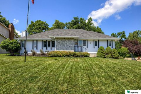 Photo of 14606 Harvey Oaks Avenue, Omaha, NE 68144 (MLS # 22518497)