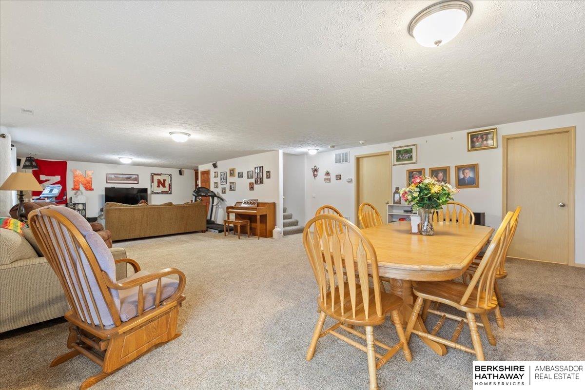 Bennington, Nebraska 68007, United States, 3 Bedrooms Bedrooms, ,2 BathroomsBathrooms,Residential,Active,116968