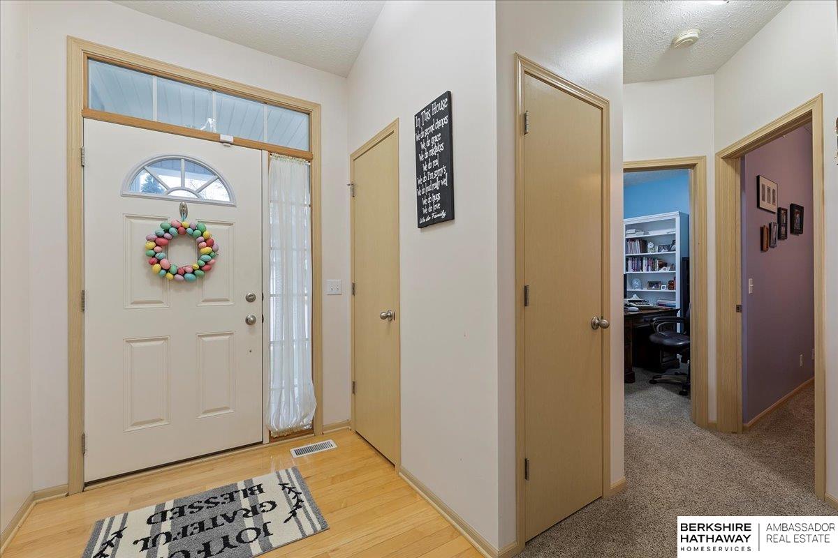 Bennington, Nebraska 68007, United States, 3 Bedrooms Bedrooms, ,2 BathroomsBathrooms,Residential,Active,116968