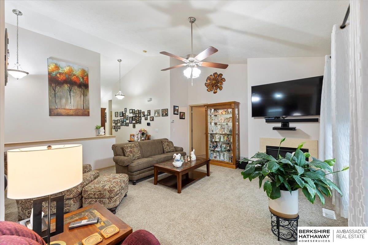 Bennington, Nebraska 68007, United States, 3 Bedrooms Bedrooms, ,2 BathroomsBathrooms,Residential,Active,116968