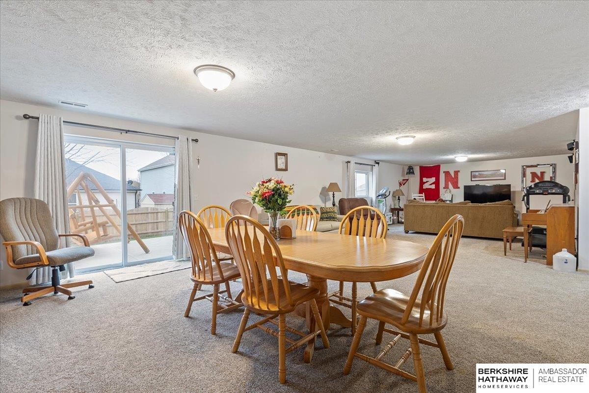 Bennington, Nebraska 68007, United States, 3 Bedrooms Bedrooms, ,2 BathroomsBathrooms,Residential,Active,116968