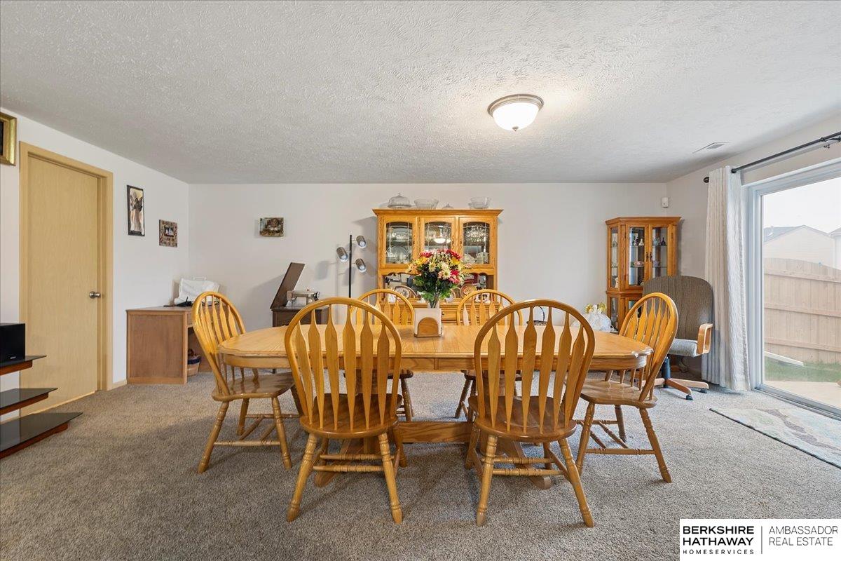 Bennington, Nebraska 68007, United States, 3 Bedrooms Bedrooms, ,2 BathroomsBathrooms,Residential,Active,116968