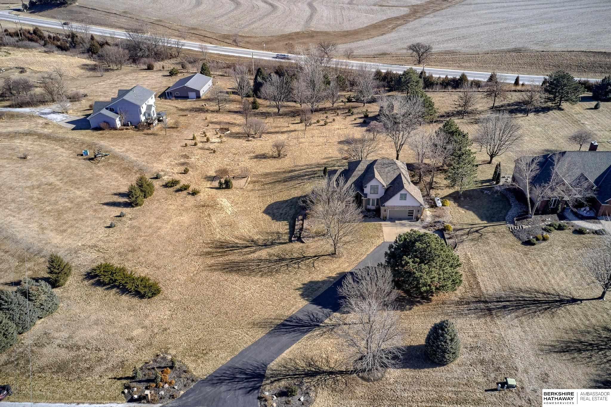 Louisville, Nebraska 68037, United States, 4 Bedrooms Bedrooms, ,3 BathroomsBathrooms,Residential,Active,159103