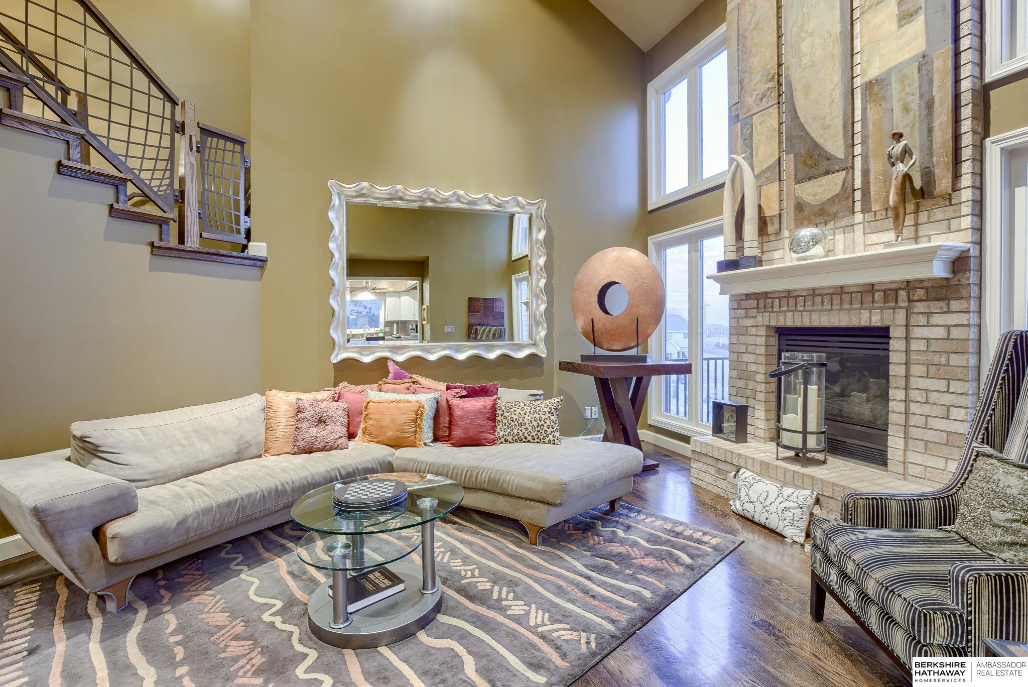 Louisville, Nebraska 68037, United States, 4 Bedrooms Bedrooms, ,3 BathroomsBathrooms,Residential,Active,159103