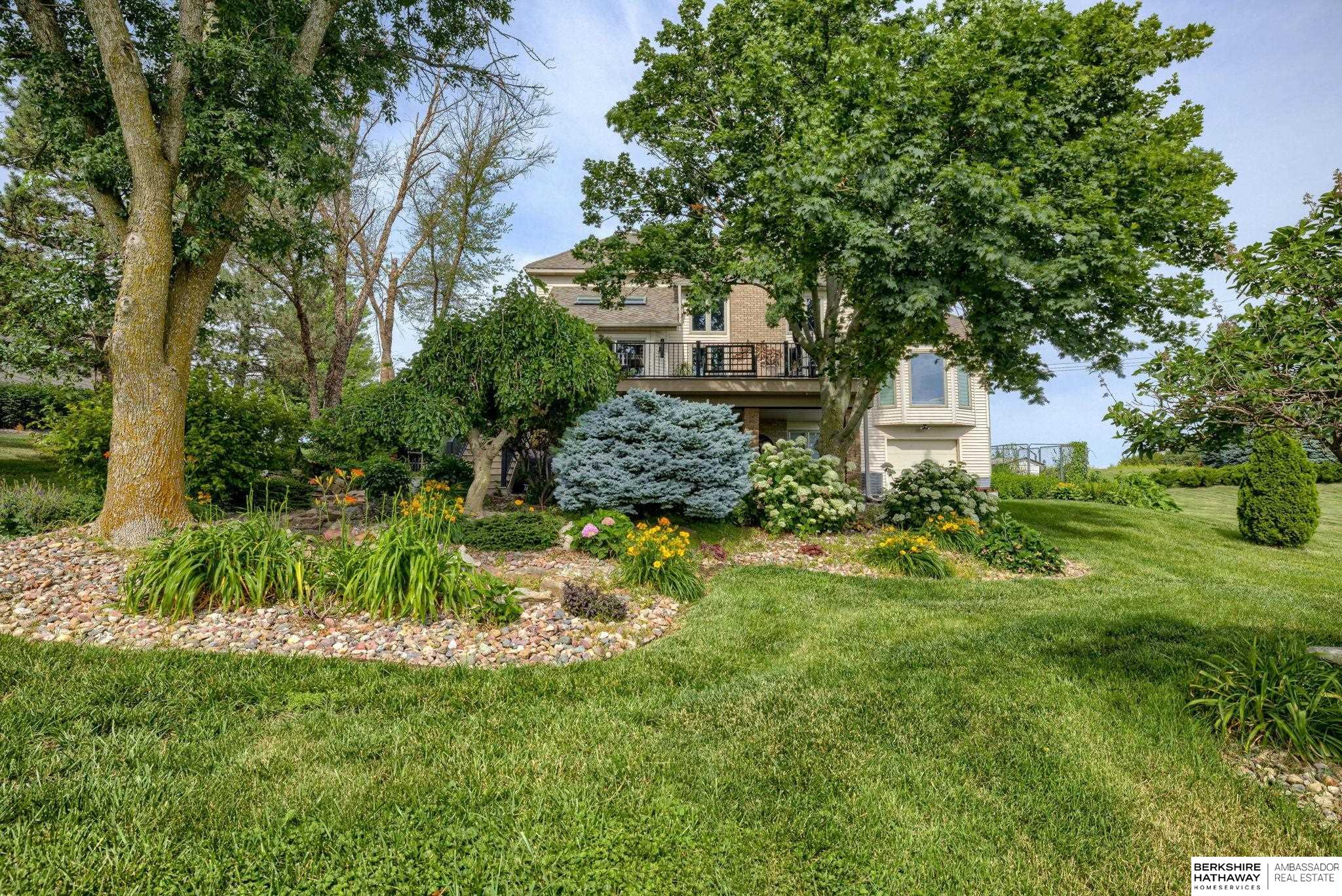 Louisville, Nebraska 68037, United States, 4 Bedrooms Bedrooms, ,3 BathroomsBathrooms,Residential,Active,159103