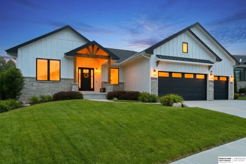 Photo of 21529 B Street, Elkhorn, NE 68022 (MLS # 22620389)
