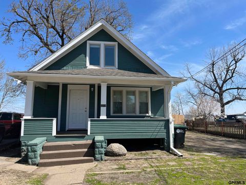 Photo of 3315 N 14th Avenue, Omaha, NE 68110 (MLS # 22531984)