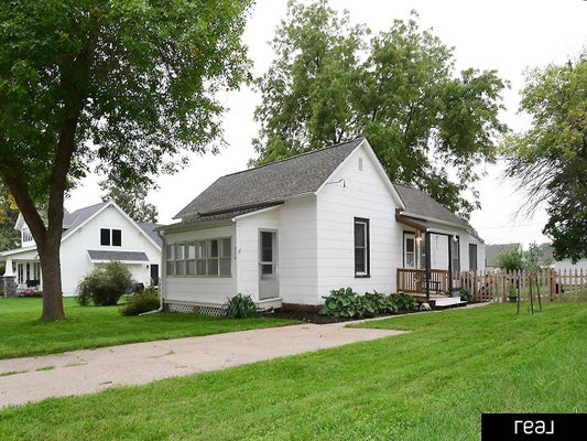 536 GRANDVIEW AVE, GRETNA, NE 68028 - Image dac4787211bc3a6fe7776c010df9d039/2256506244
