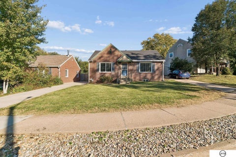 Photo of 3470 Orchard Street, Lincoln, NE 68503 (MLS # 22630427)