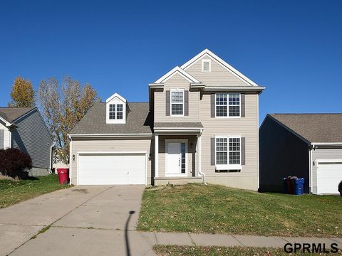 Photo of 10766 Potter Street, Omaha, NE 68122 (MLS # 22531653)