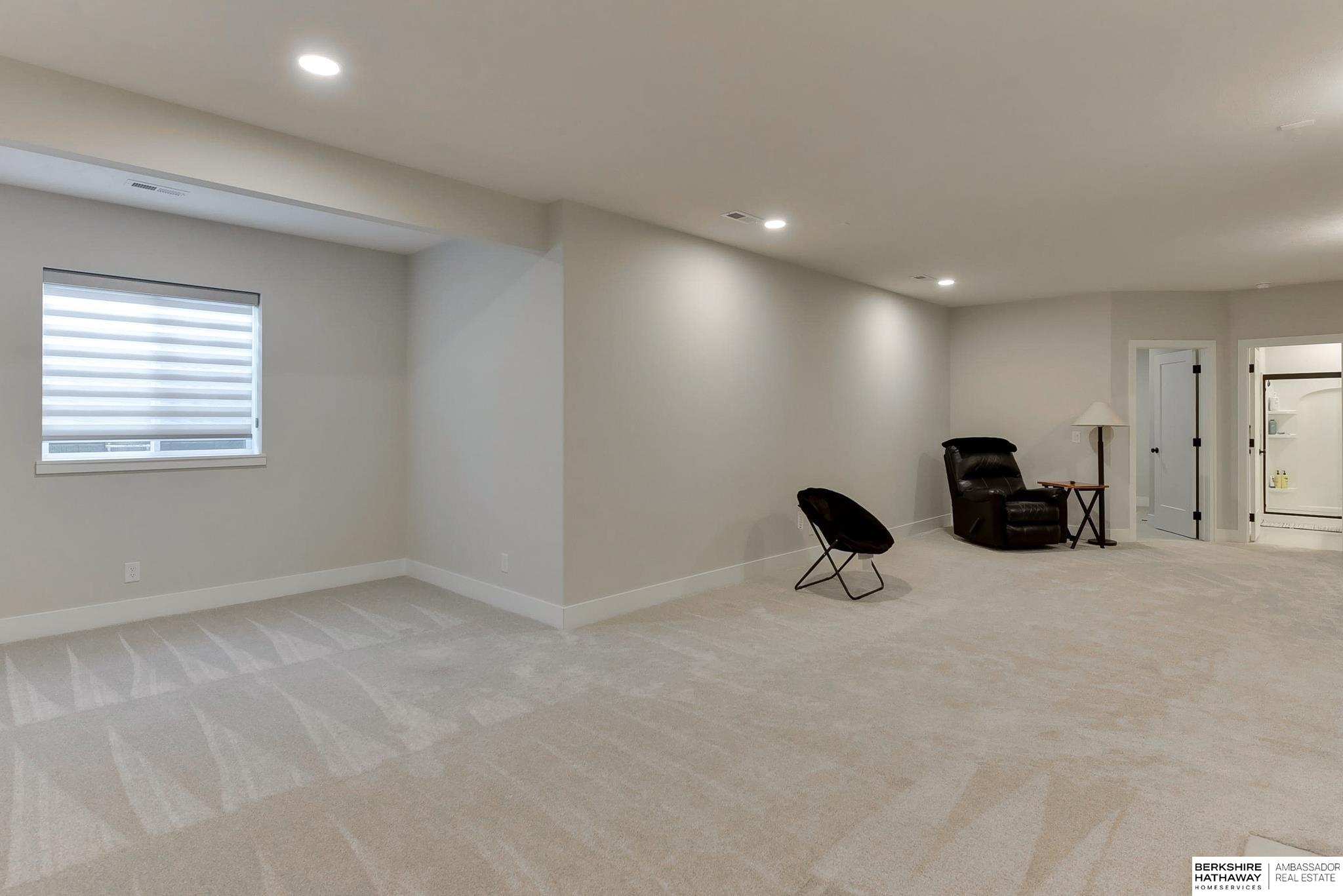 Elkhorn, Nebraska 68022, United States, 3 Bedrooms Bedrooms, ,3 BathroomsBathrooms,Residential,Active,162702