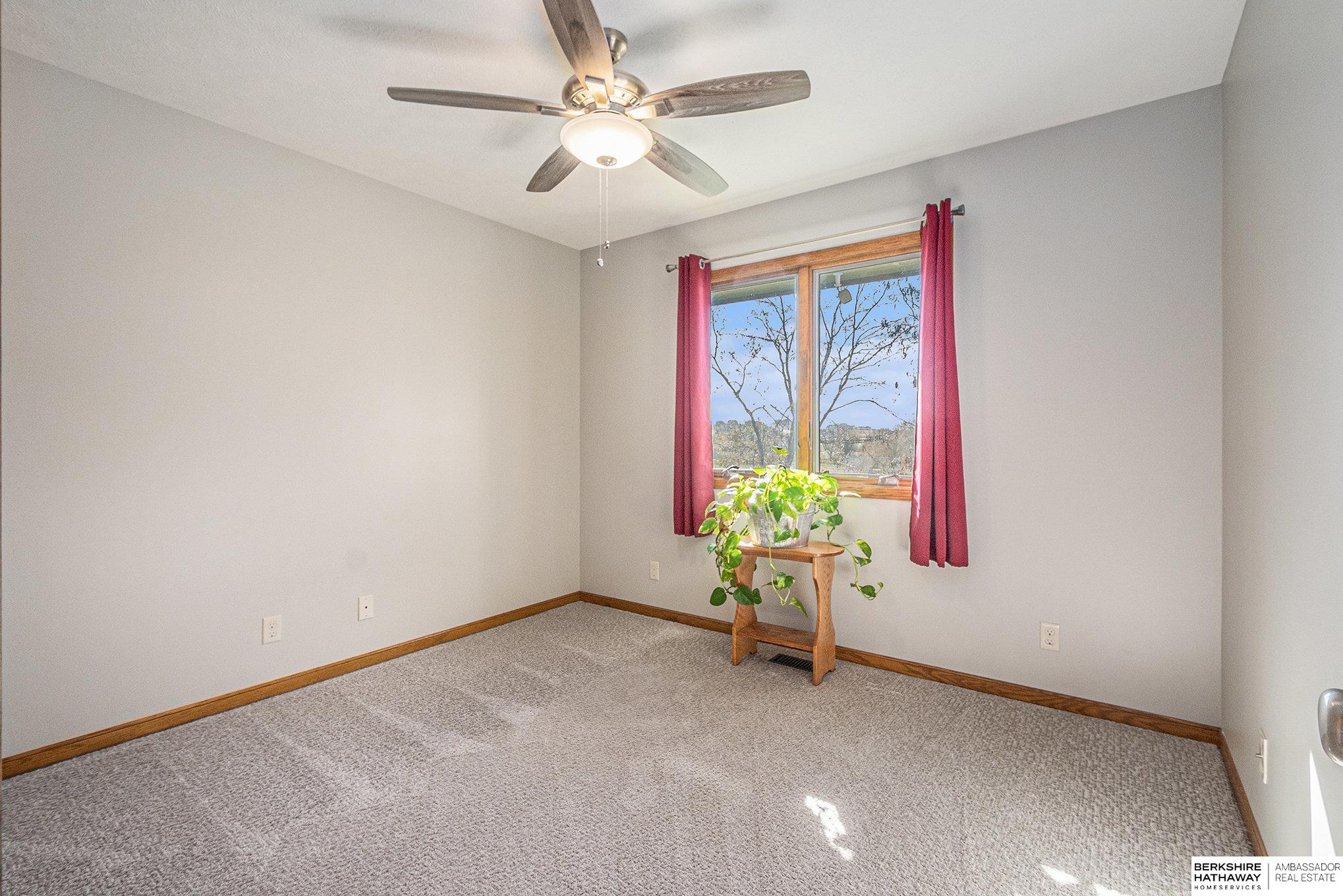 Bennington, Nebraska 68007, United States, 4 Bedrooms Bedrooms, ,3 BathroomsBathrooms,Residential,Active,242878