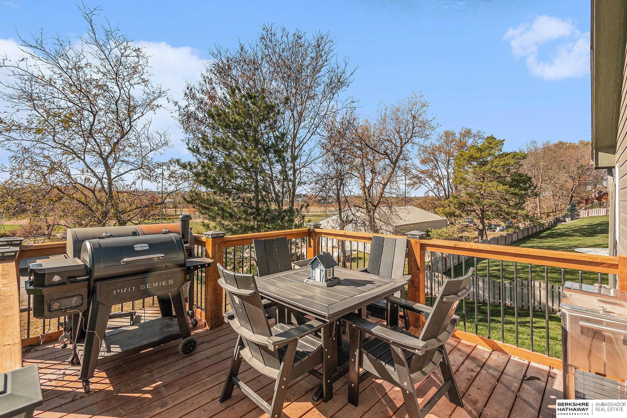 Bennington, Nebraska 68007, United States, 4 Bedrooms Bedrooms, ,3 BathroomsBathrooms,Residential,Active,242878