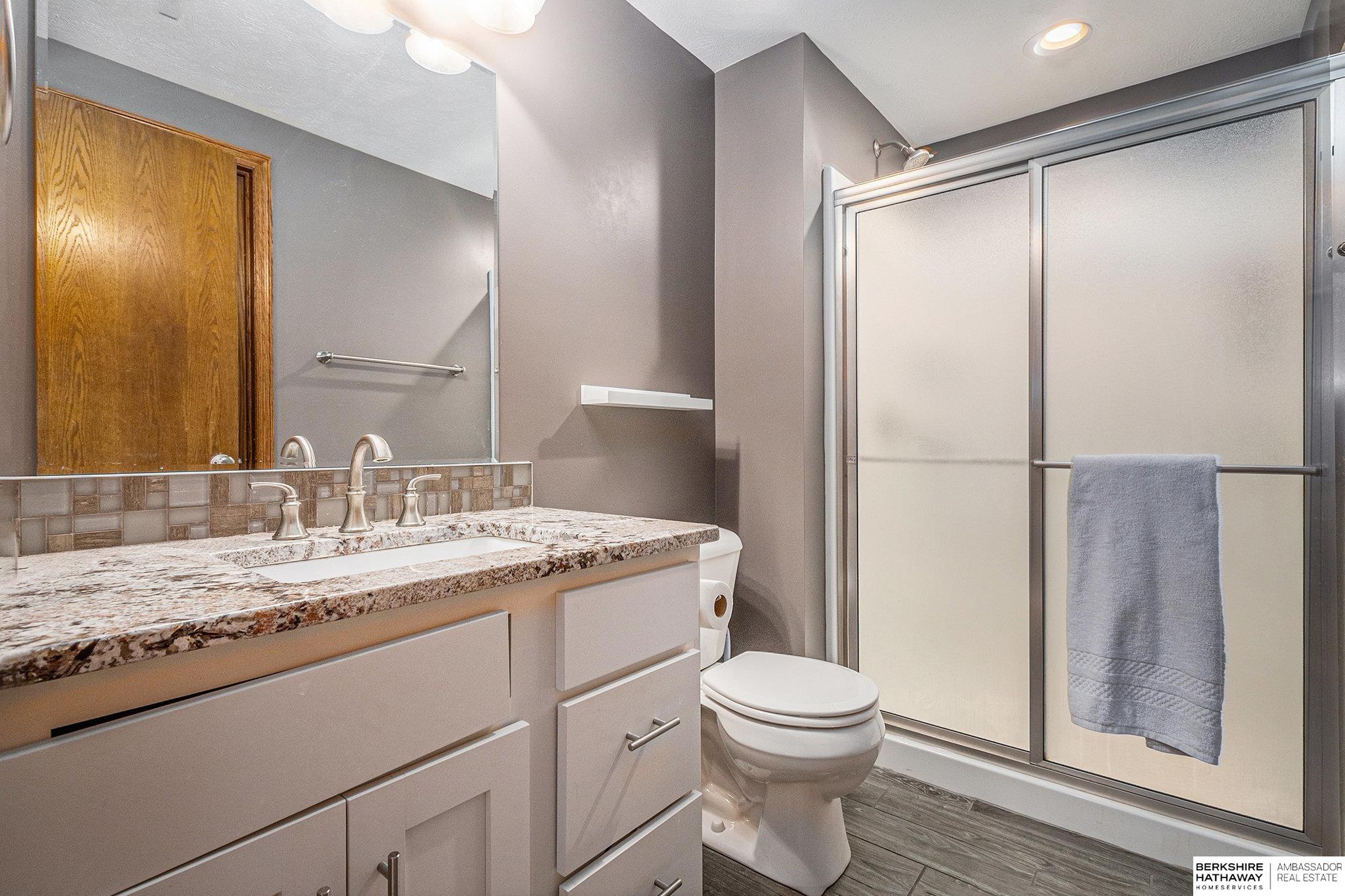 Bennington, Nebraska 68007, United States, 4 Bedrooms Bedrooms, ,3 BathroomsBathrooms,Residential,Active,242878