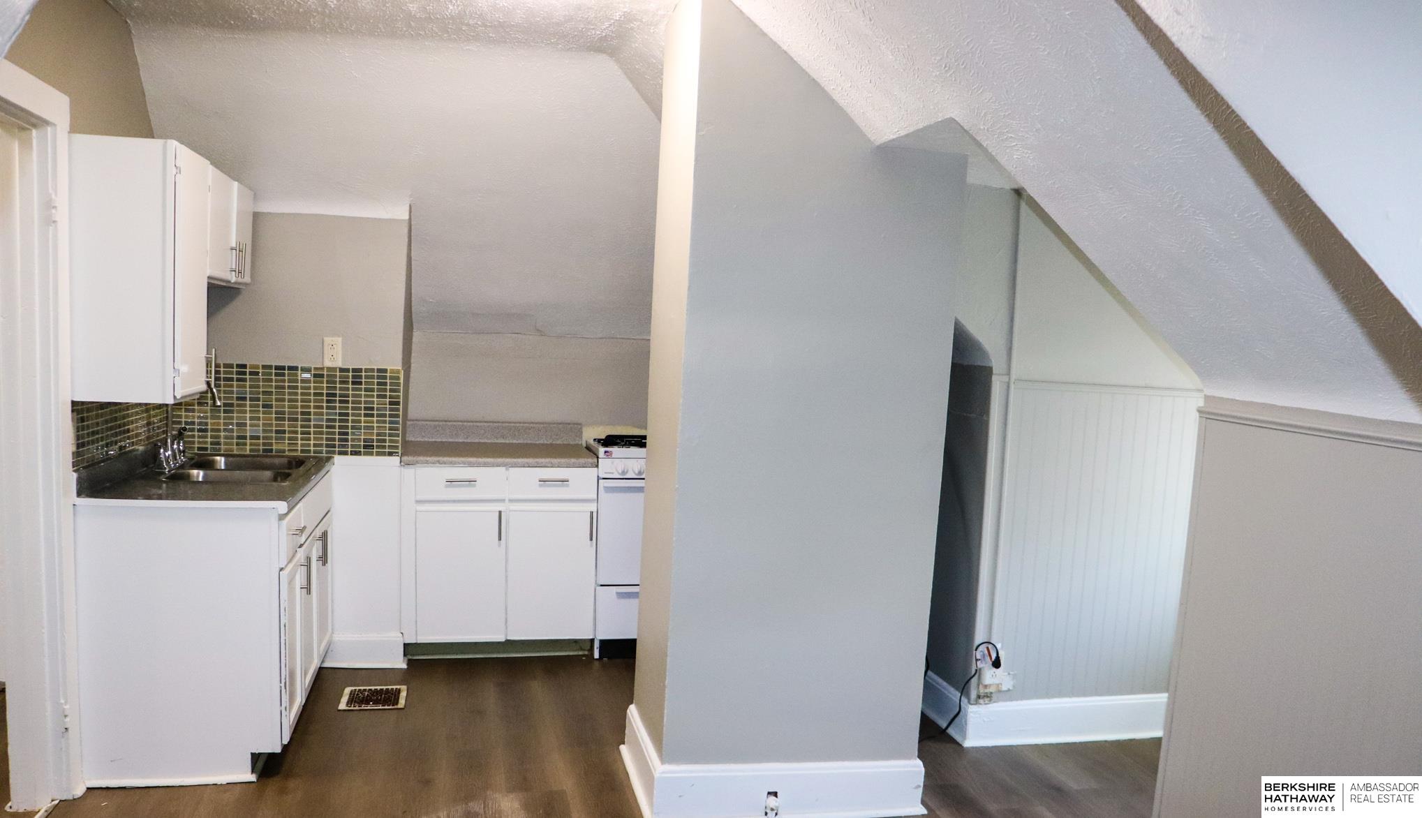 Omaha, Nebraska 68131, United States, 5 Bedrooms Bedrooms, ,5 BathroomsBathrooms,Residential,Active,150918