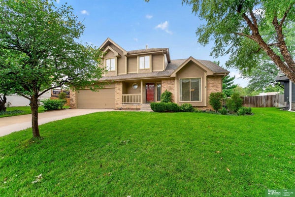 14010 LILLIAN CIR, OMAHA, NE 68138 - Image db5a0408e5c8acd87f61b8a47a20b6a9/2290016869