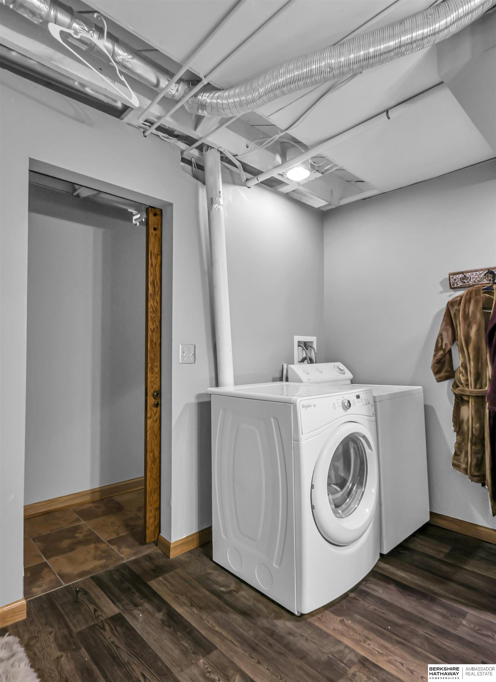 Omaha, Nebraska 68104, United States, 3 Bedrooms Bedrooms, ,2 BathroomsBathrooms,Residential,Active,156363