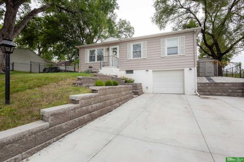 Photo of 7546 Joseph Avenue, La Vista, NE 68128 (MLS # 22607845)
