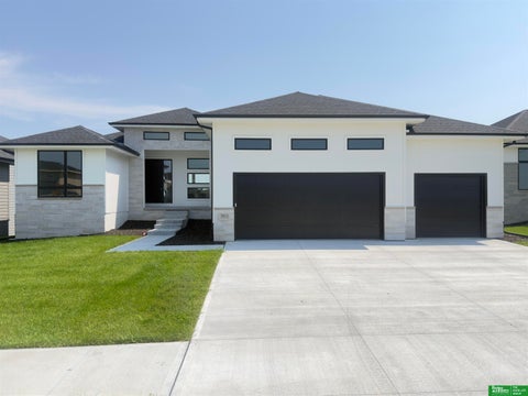 Photo of 5811 N 197th Street, Elkhorn, NE 68022 (MLS # 22626541)
