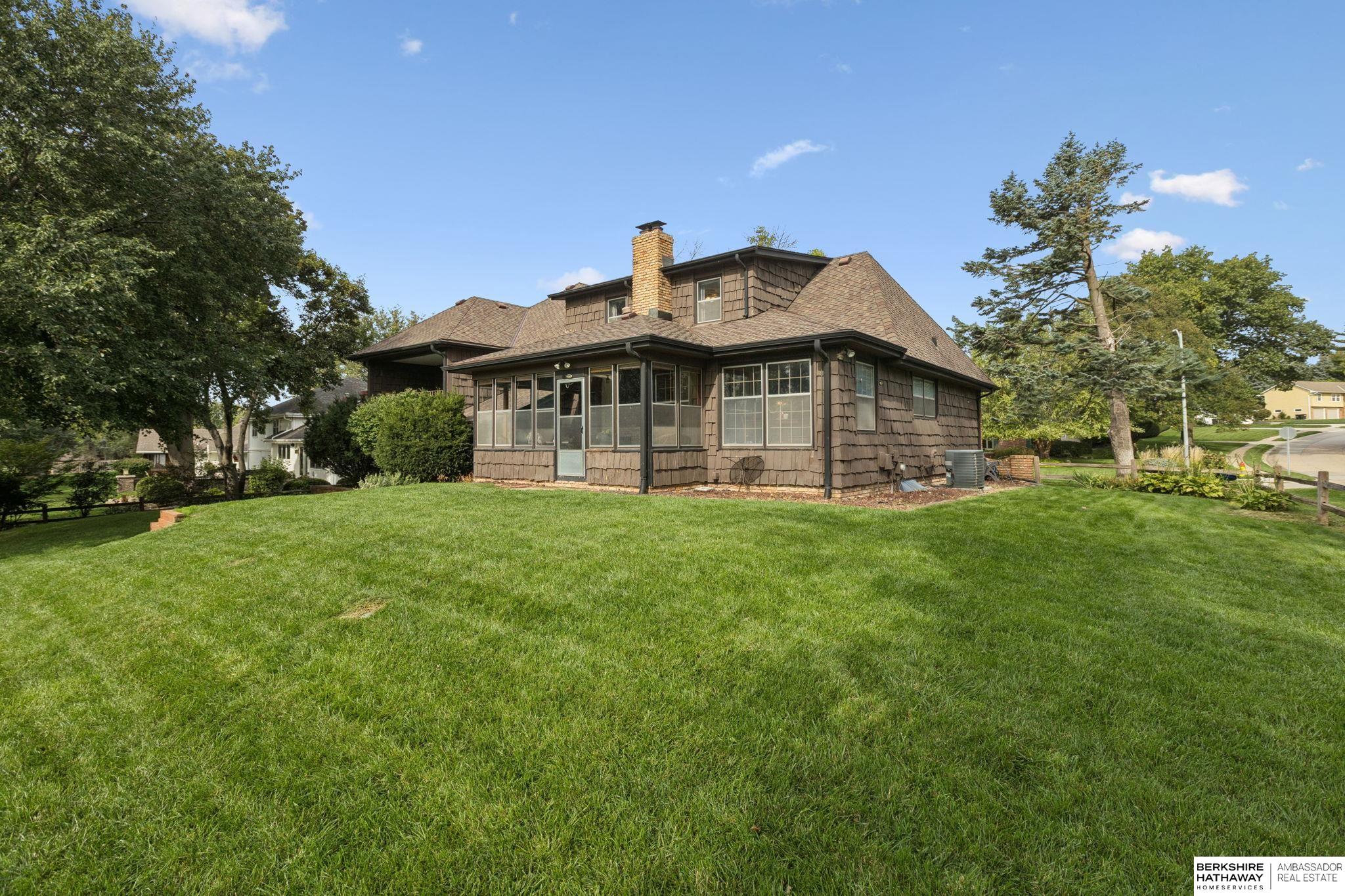 Omaha, Nebraska 68137, United States, 4 Bedrooms Bedrooms, ,3 BathroomsBathrooms,Residential,Active,240623