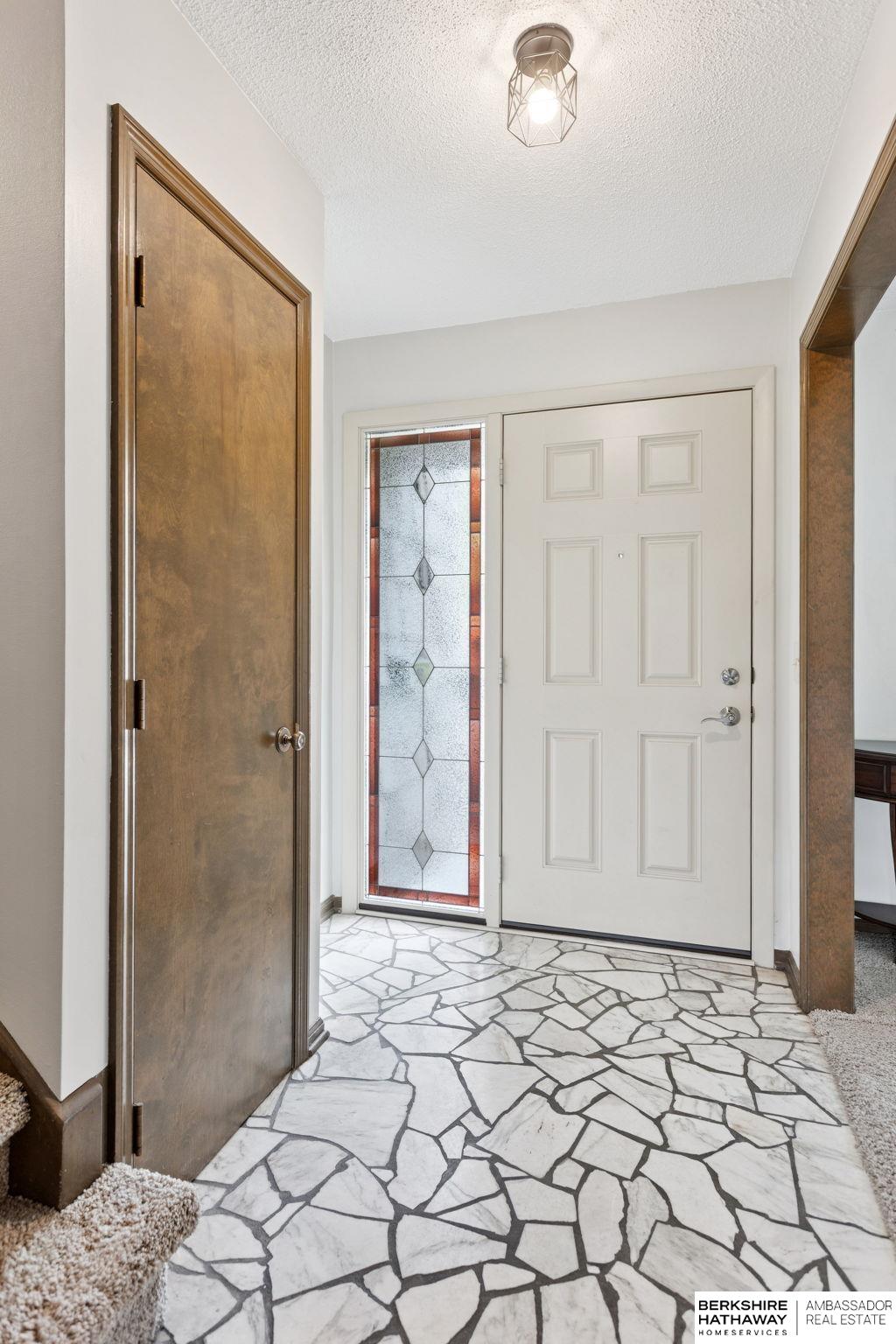 Omaha, Nebraska 68137, United States, 4 Bedrooms Bedrooms, ,3 BathroomsBathrooms,Residential,Active,240623