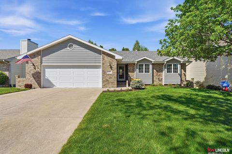 Photo of 7656 Baldwin Avenue, Lincoln, NE 68507 (MLS # 22610910)