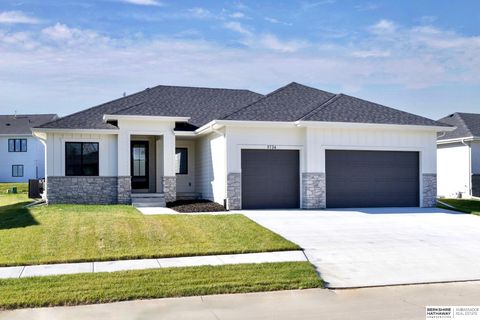 Photo of 5707 N 209th Street, Elkhorn, NE 68022 (MLS # 22605293)