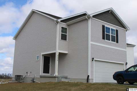 Photo of 9306 Reynolds Street, Omaha, NE 68122 (MLS # 22617729)