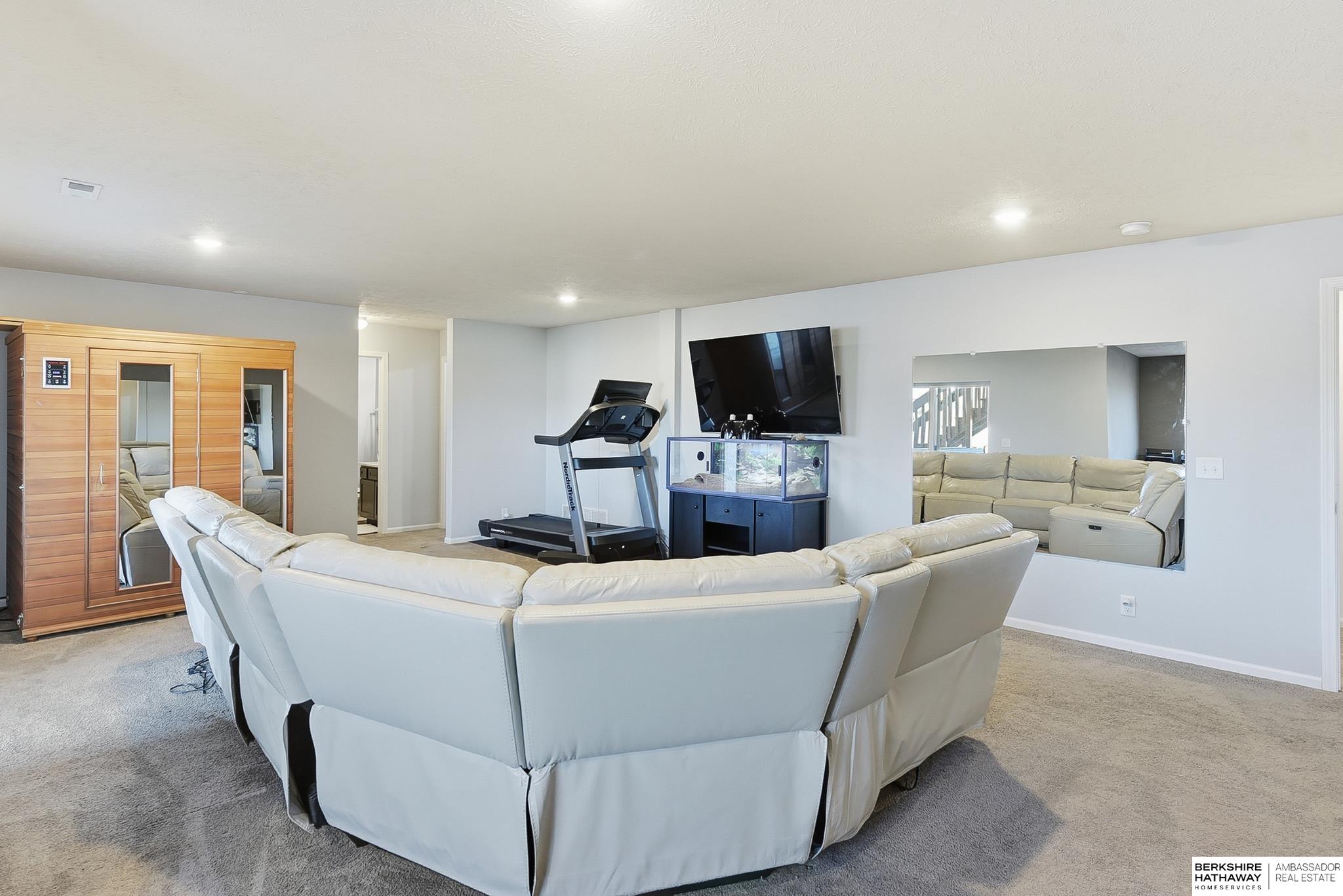 Omaha, Nebraska 68116, United States, 4 Bedrooms Bedrooms, ,3 BathroomsBathrooms,Residential,Active,244196