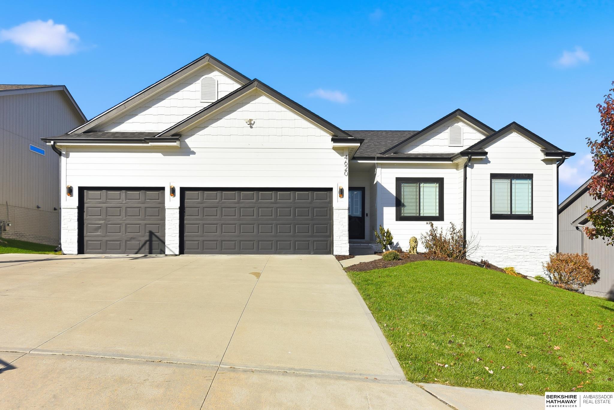 Omaha, Nebraska 68116, United States, 4 Bedrooms Bedrooms, ,3 BathroomsBathrooms,Residential,Active,244196