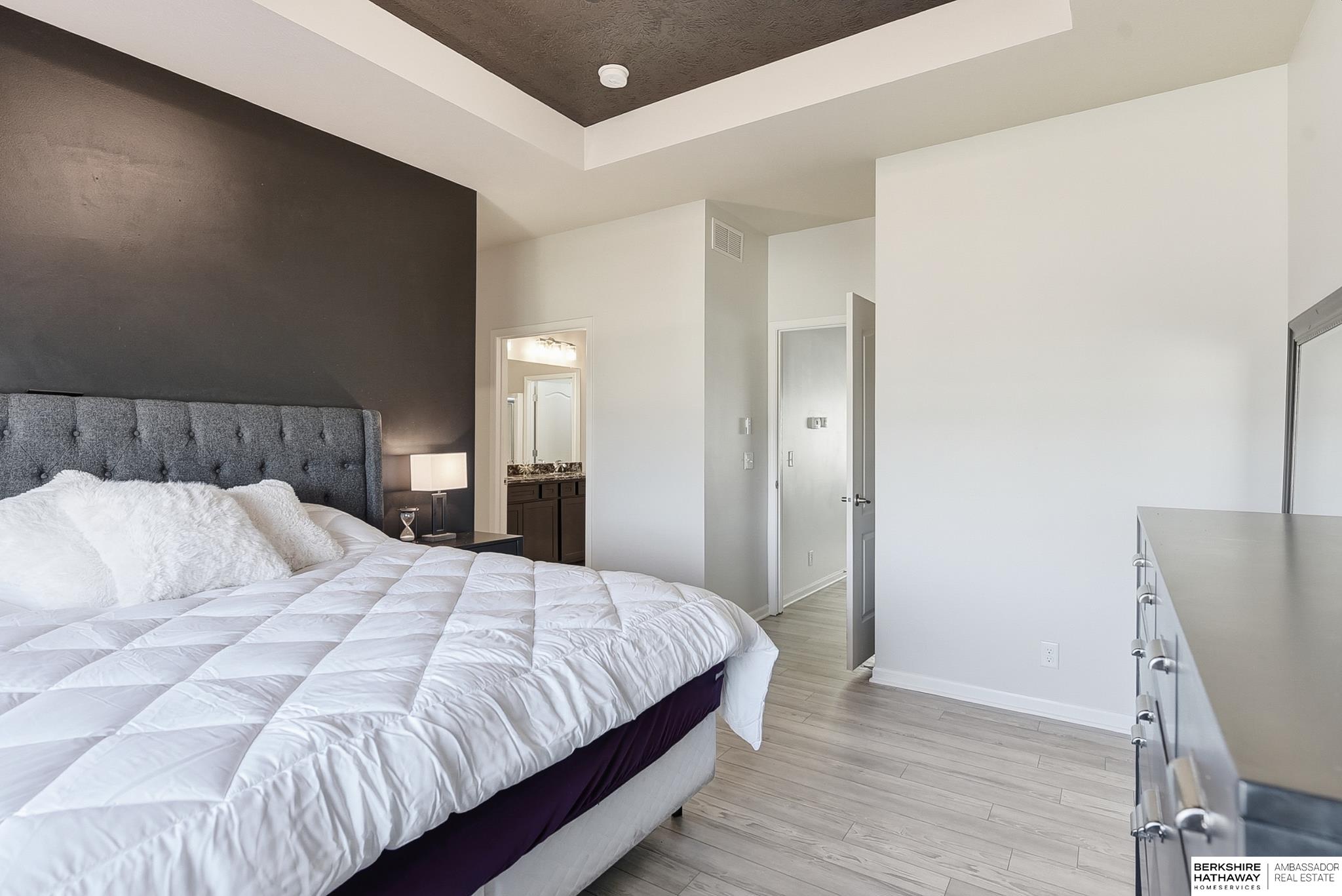 Omaha, Nebraska 68116, United States, 4 Bedrooms Bedrooms, ,3 BathroomsBathrooms,Residential,Active,244196