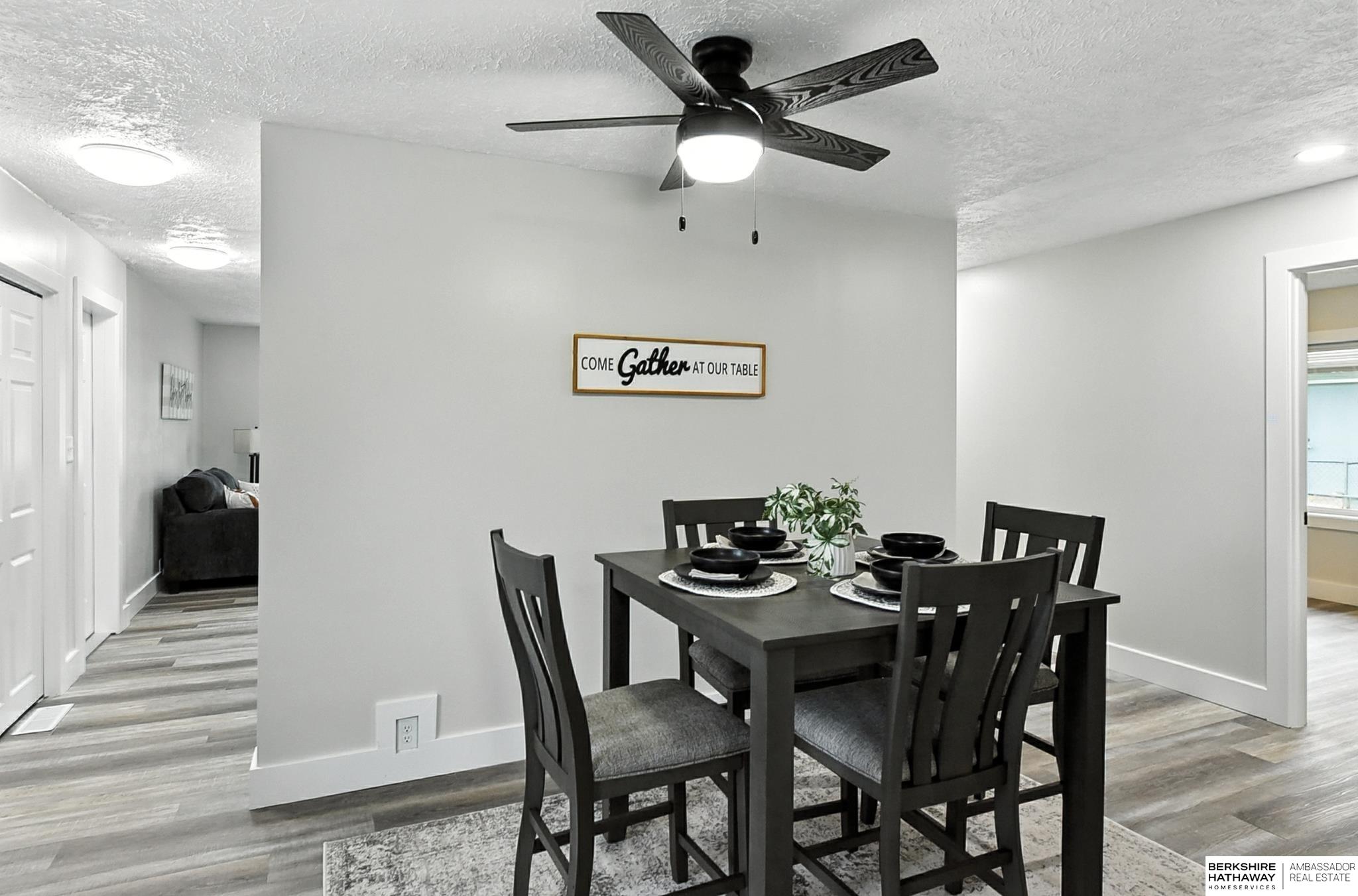 Lincoln, Nebraska 68521, United States, 4 Bedrooms Bedrooms, ,2 BathroomsBathrooms,Residential,Active,196913