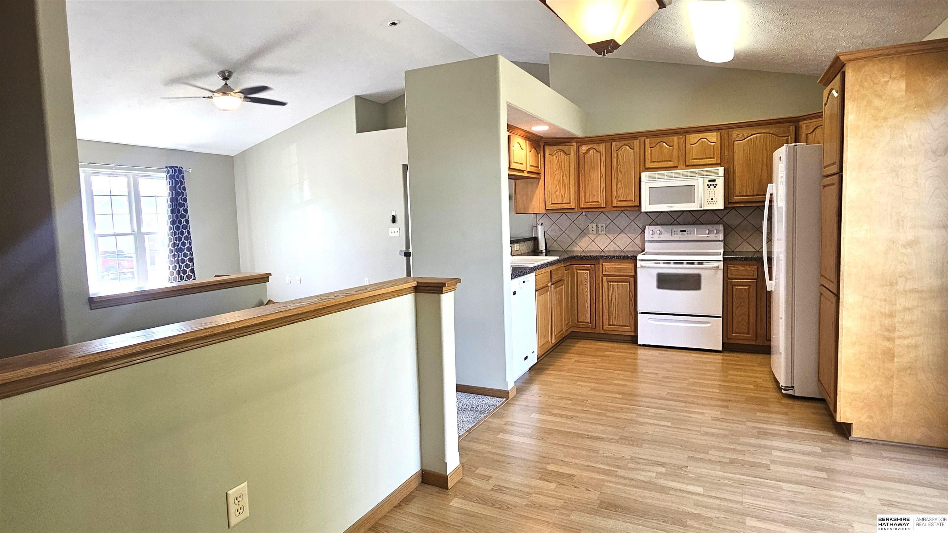 Wahoo, Nebraska 68066, United States, 3 Bedrooms Bedrooms, ,3 BathroomsBathrooms,Residential,Pending,143147