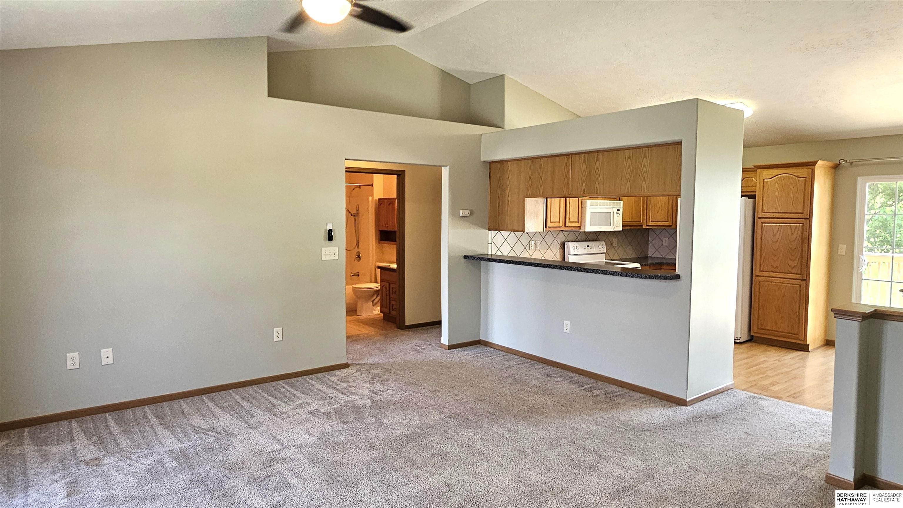 Wahoo, Nebraska 68066, United States, 3 Bedrooms Bedrooms, ,3 BathroomsBathrooms,Residential,Pending,143147