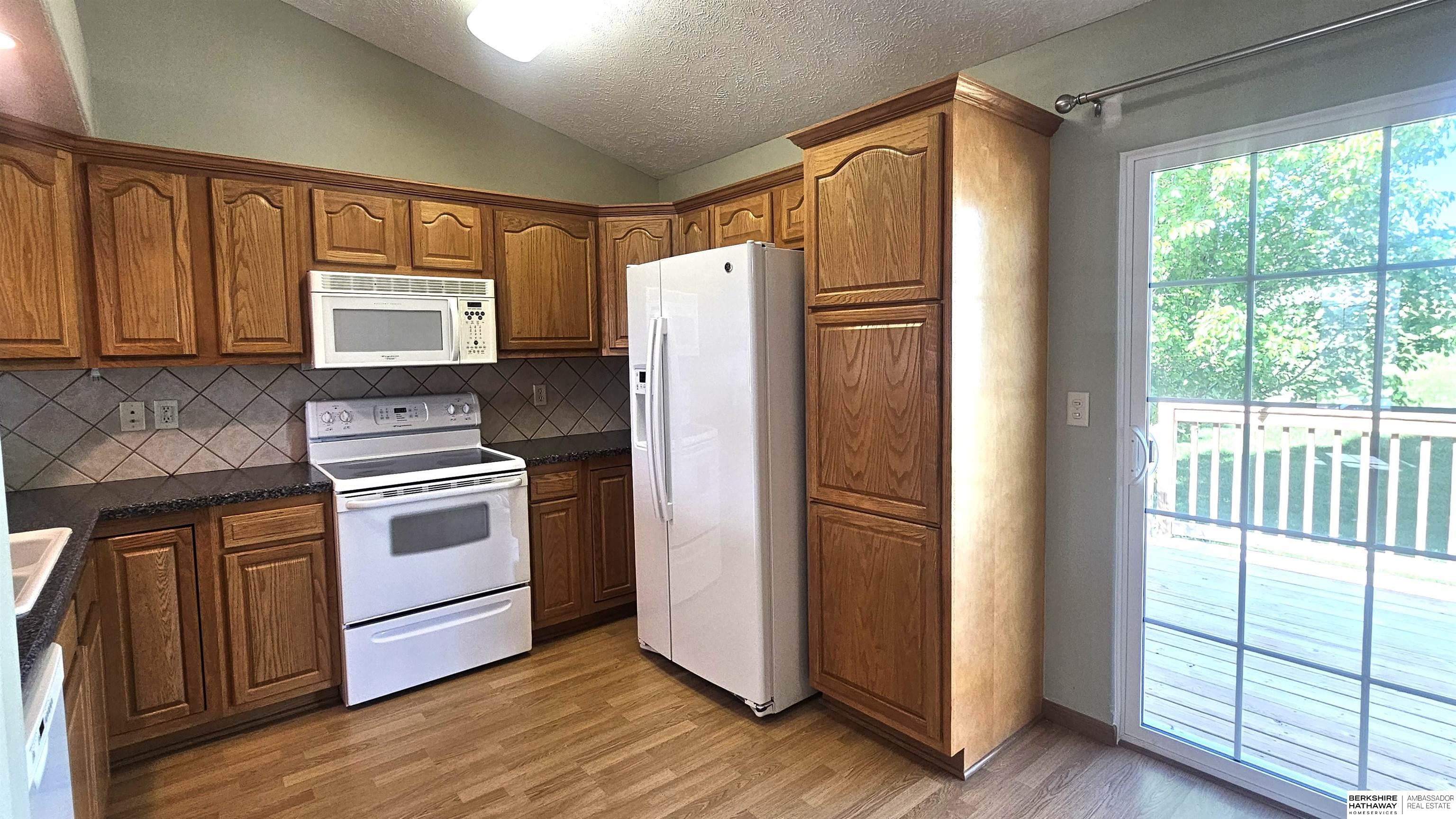 Wahoo, Nebraska 68066, United States, 3 Bedrooms Bedrooms, ,3 BathroomsBathrooms,Residential,Pending,143147