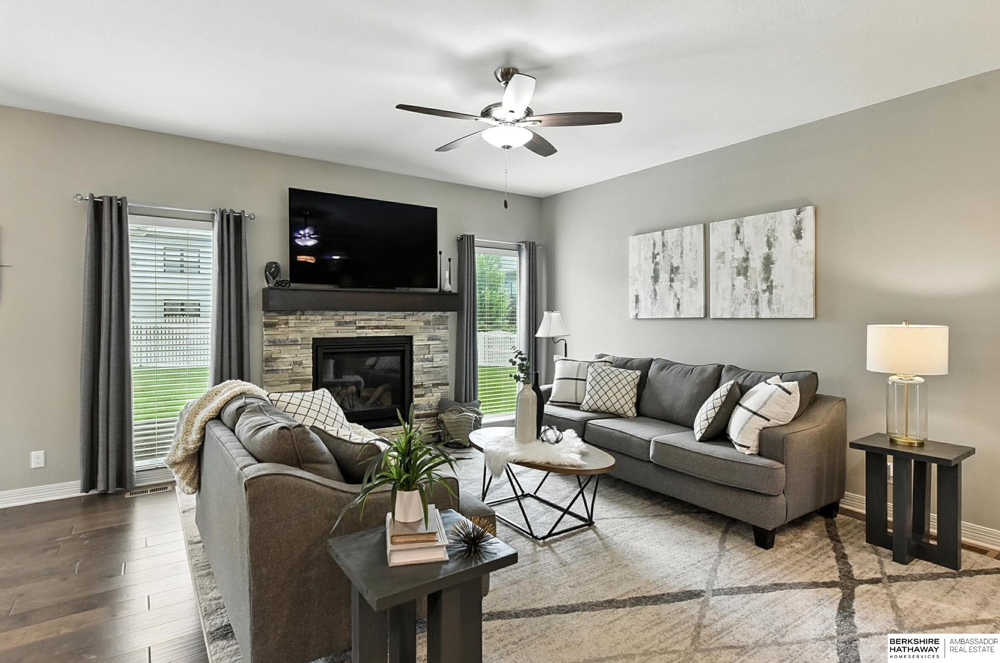 Omaha, Nebraska 68136, United States, 3 Bedrooms Bedrooms, ,3 BathroomsBathrooms,Residential,Active,161067