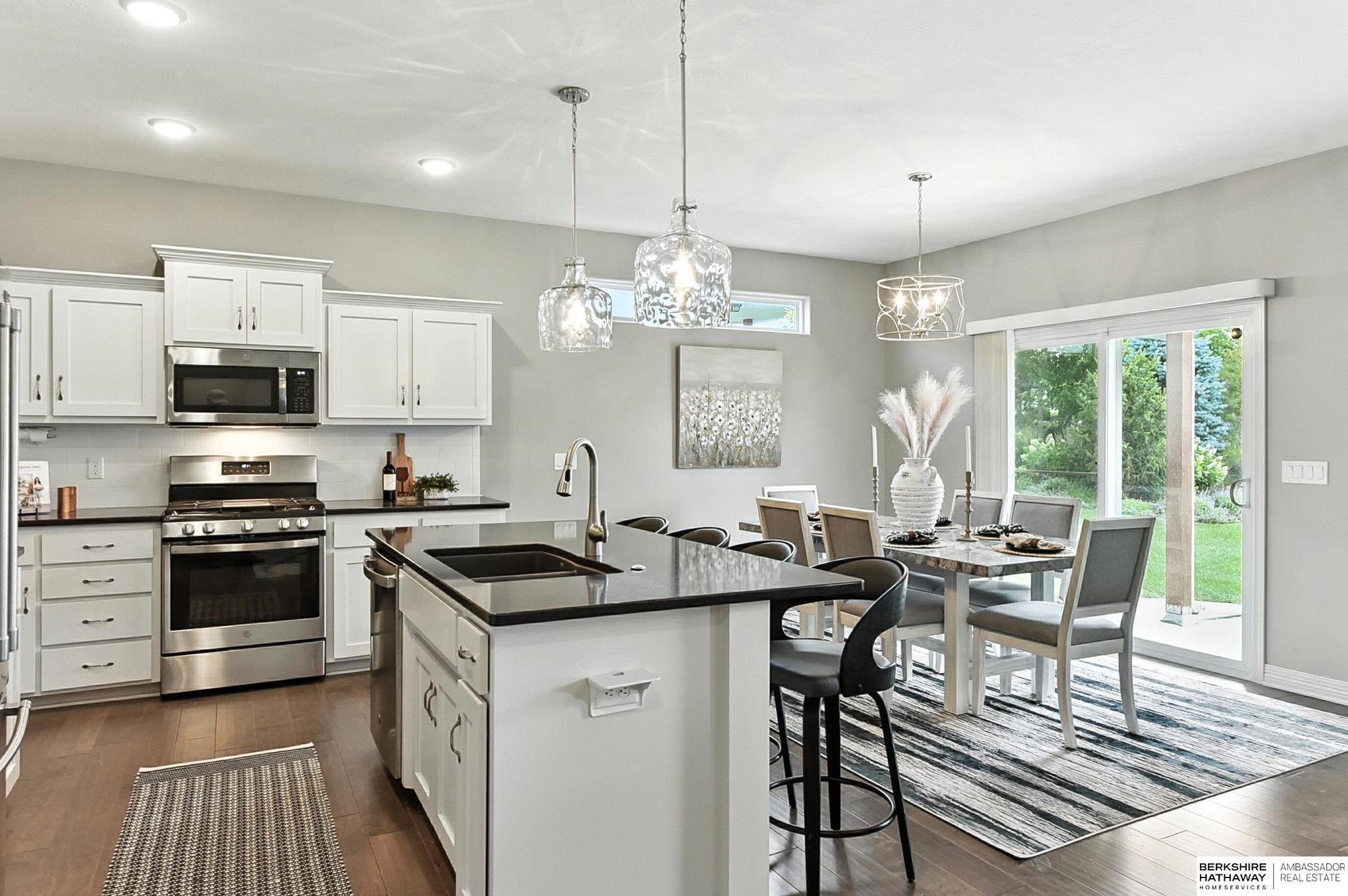 Omaha, Nebraska 68136, United States, 3 Bedrooms Bedrooms, ,3 BathroomsBathrooms,Residential,Active,161067