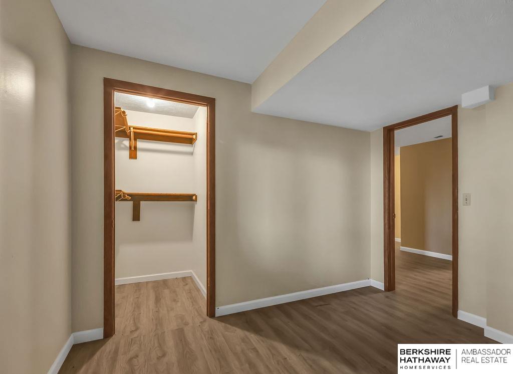 Bellevue, Nebraska 68005, United States, 4 Bedrooms Bedrooms, ,3 BathroomsBathrooms,Residential,Active,170201