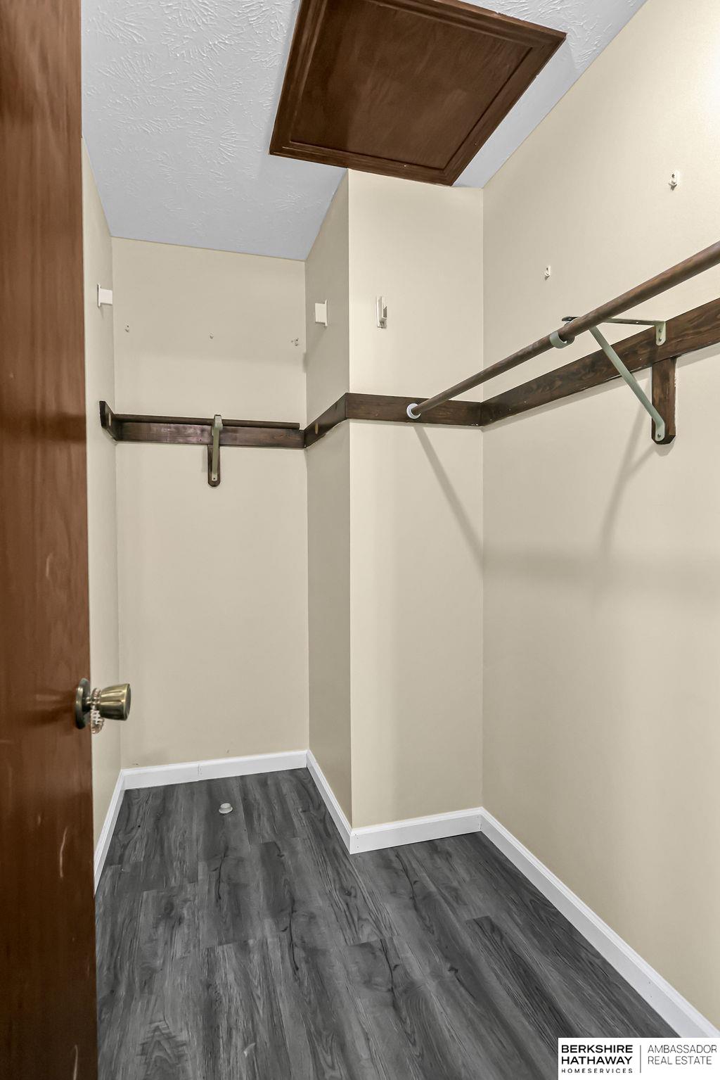 Bellevue, Nebraska 68005, United States, 4 Bedrooms Bedrooms, ,3 BathroomsBathrooms,Residential,Active,170201