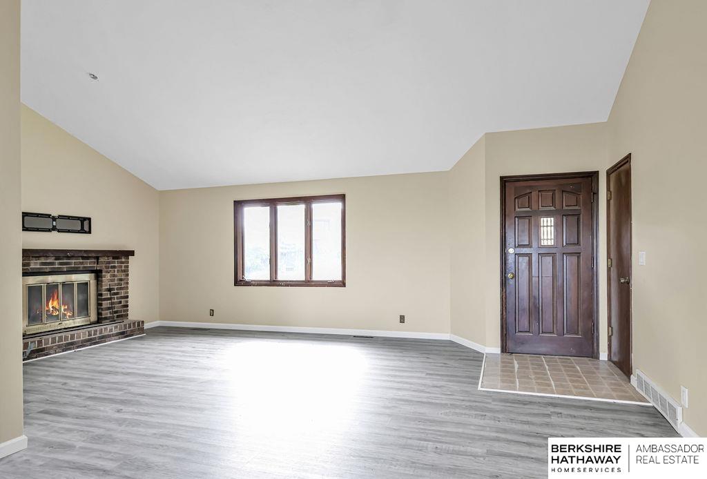 Bellevue, Nebraska 68005, United States, 4 Bedrooms Bedrooms, ,3 BathroomsBathrooms,Residential,Active,170201