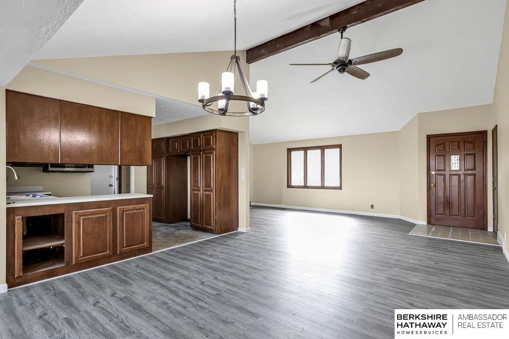 Bellevue, Nebraska 68005, United States, 4 Bedrooms Bedrooms, ,3 BathroomsBathrooms,Residential,Active,170201