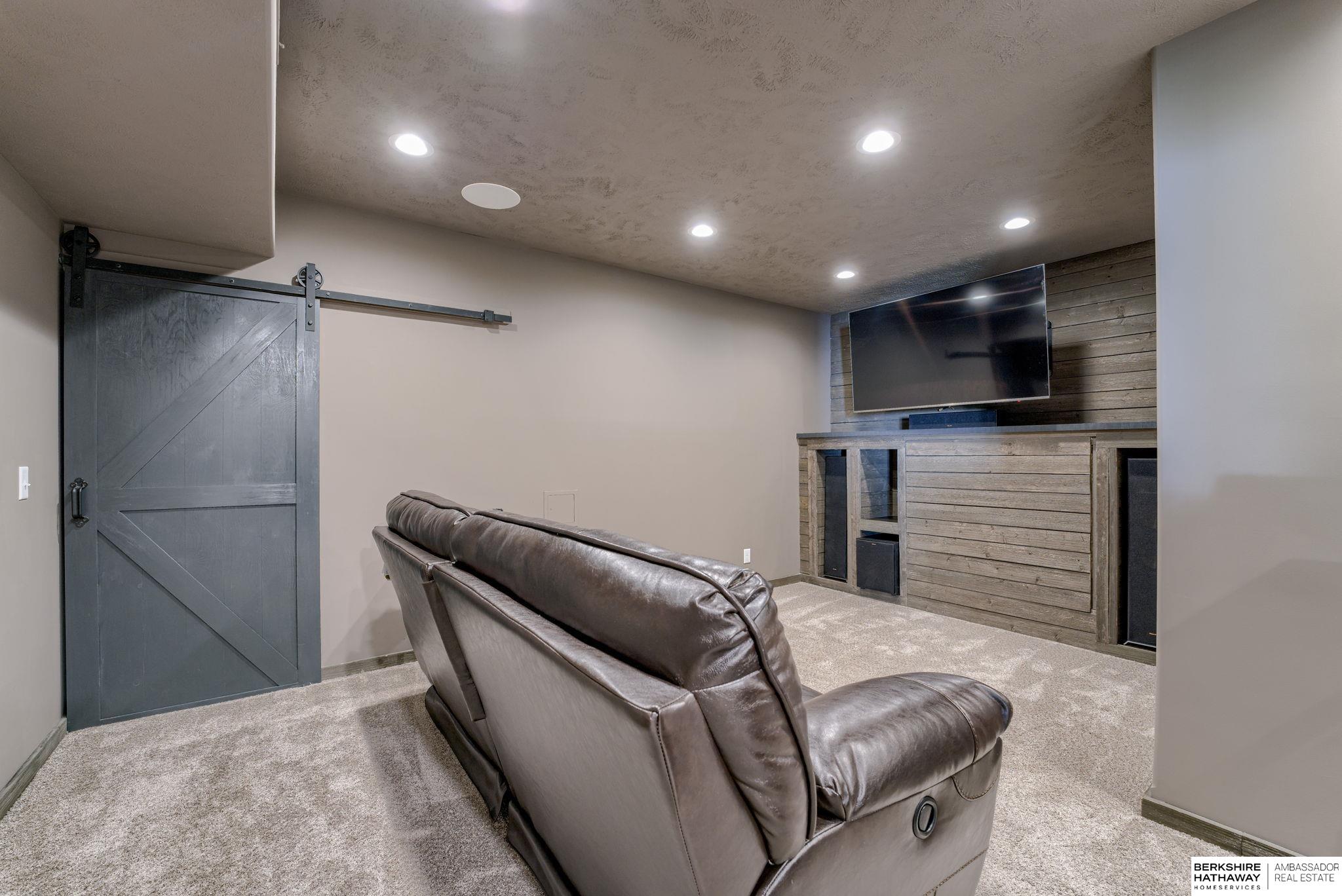 Bennington, Nebraska 68007, United States, 4 Bedrooms Bedrooms, ,3 BathroomsBathrooms,Residential,Pending,137522