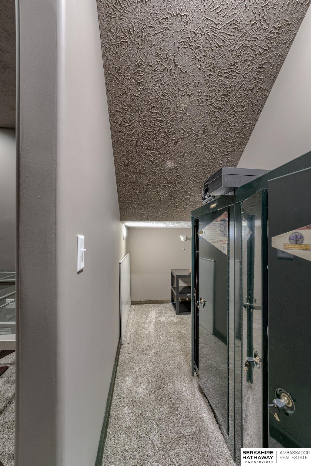 Bennington, Nebraska 68007, United States, 4 Bedrooms Bedrooms, ,3 BathroomsBathrooms,Residential,Pending,137522