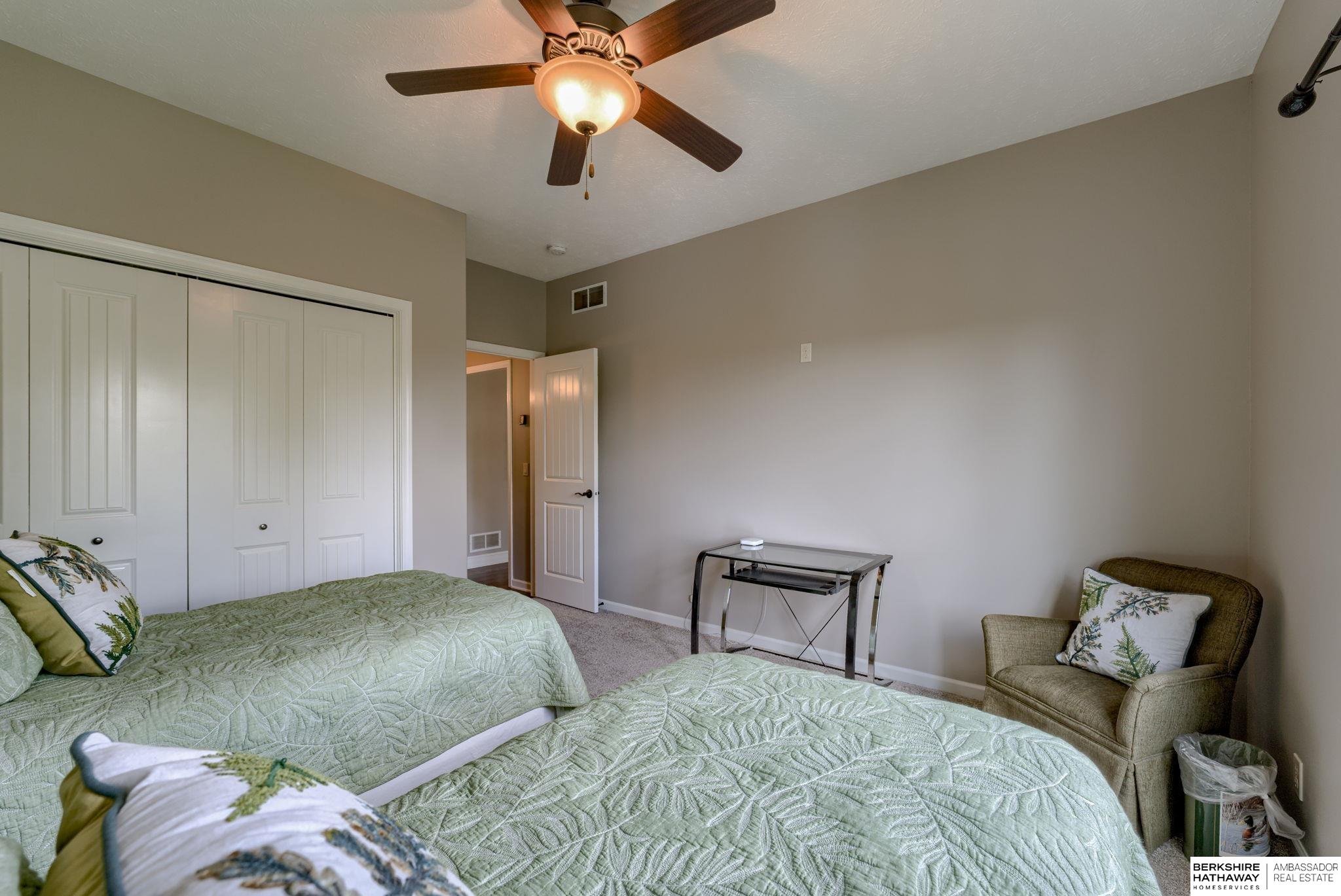 Bennington, Nebraska 68007, United States, 4 Bedrooms Bedrooms, ,3 BathroomsBathrooms,Residential,Pending,137522