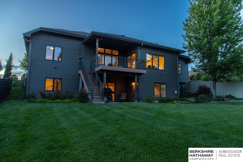 Bennington, Nebraska 68007, United States, 4 Bedrooms Bedrooms, ,3 BathroomsBathrooms,Residential,Pending,137522