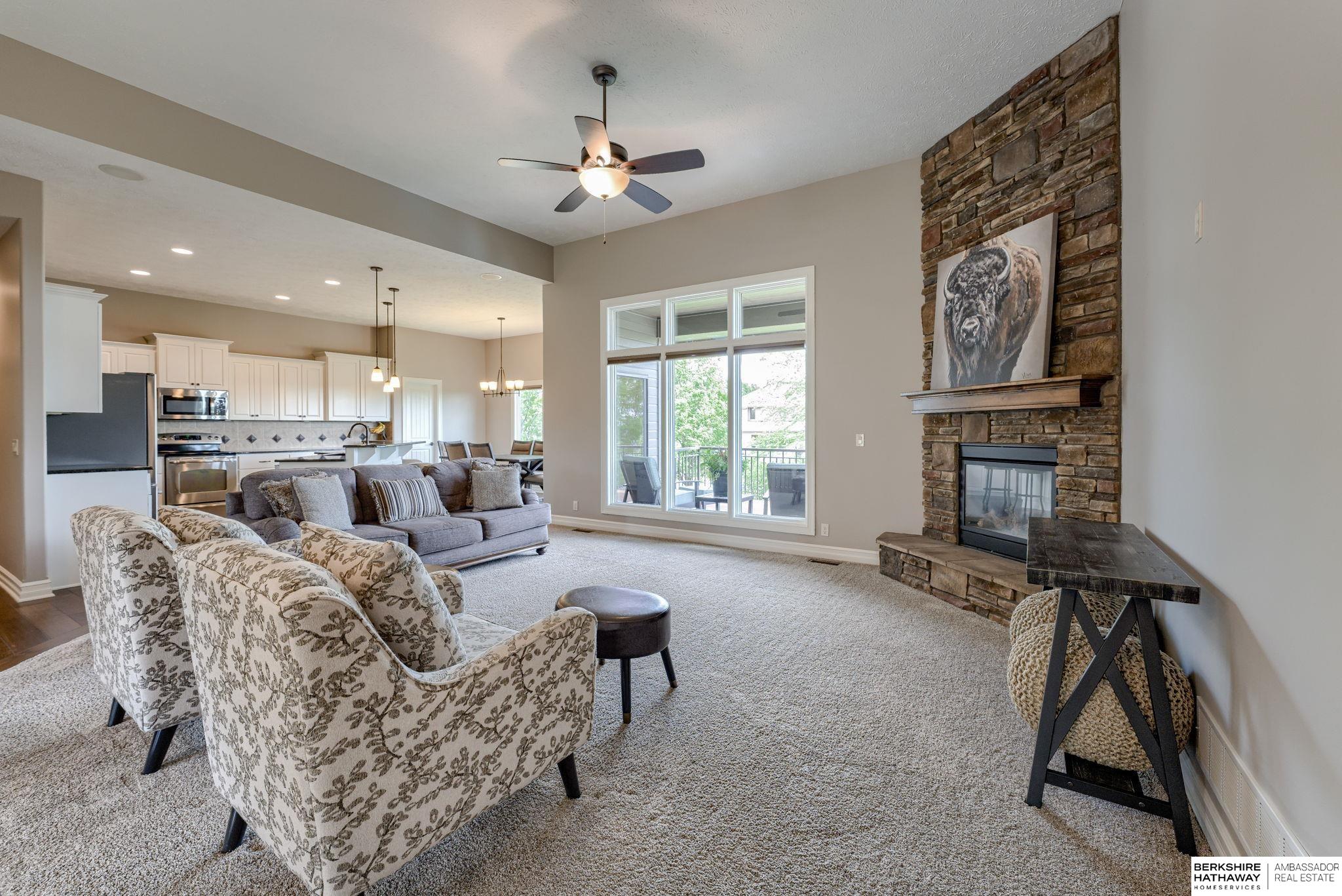 Bennington, Nebraska 68007, United States, 4 Bedrooms Bedrooms, ,3 BathroomsBathrooms,Residential,Pending,137522