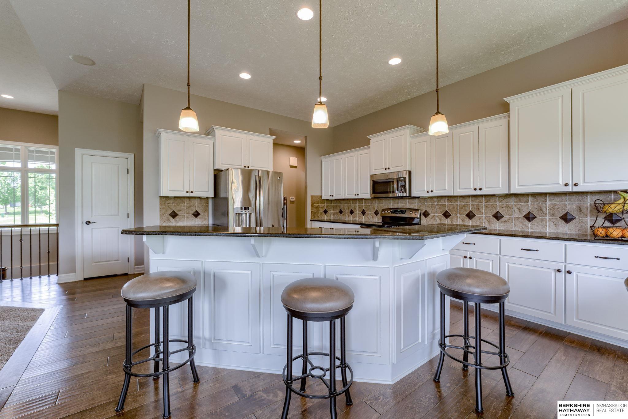 Bennington, Nebraska 68007, United States, 4 Bedrooms Bedrooms, ,3 BathroomsBathrooms,Residential,Pending,137522