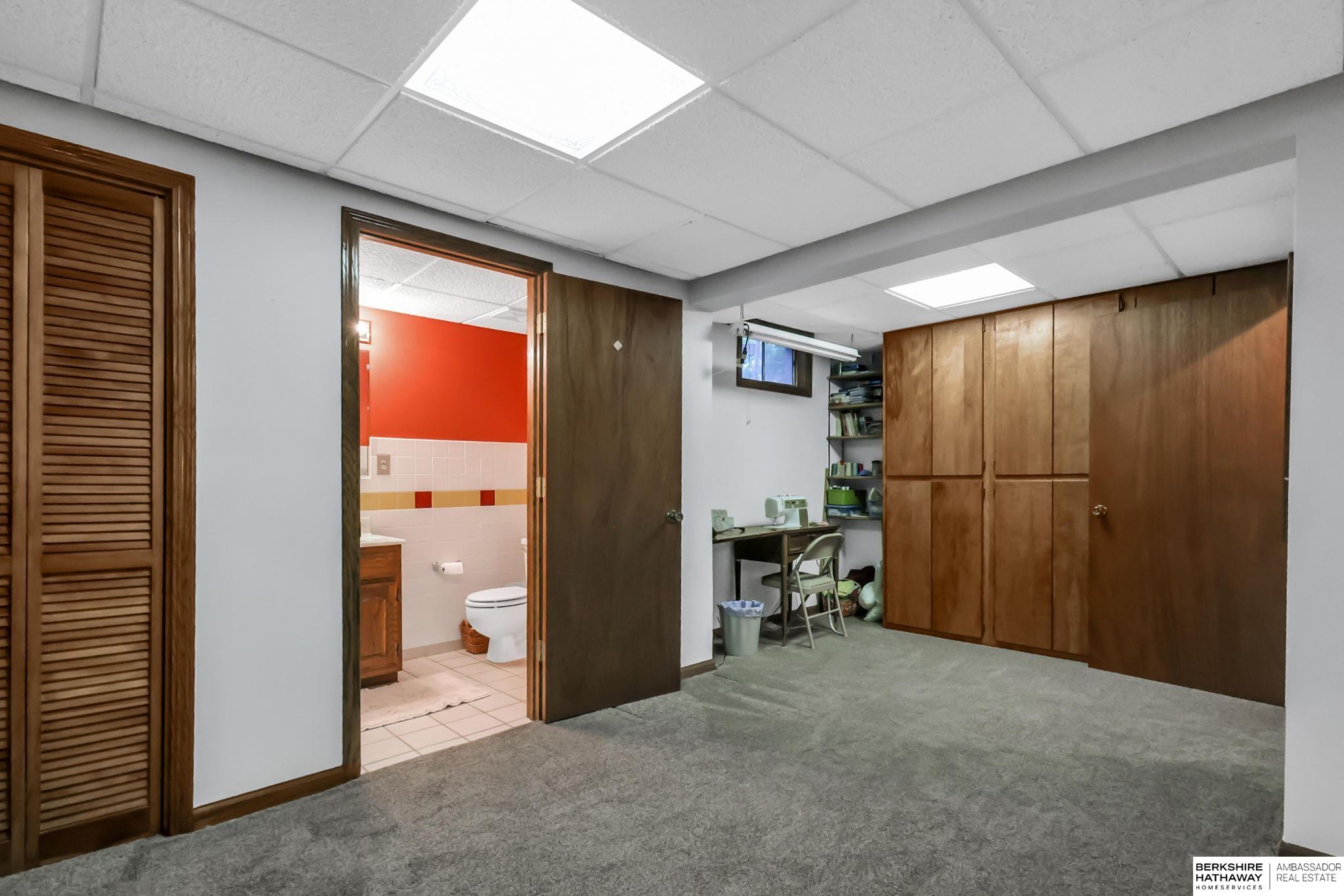 Omaha, Nebraska 68154, United States, 3 Bedrooms Bedrooms, ,2 BathroomsBathrooms,Residential,Active,225949